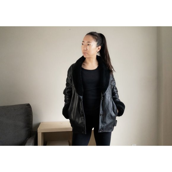 Black Real Leather with True Shearling - Picture 4 of 8